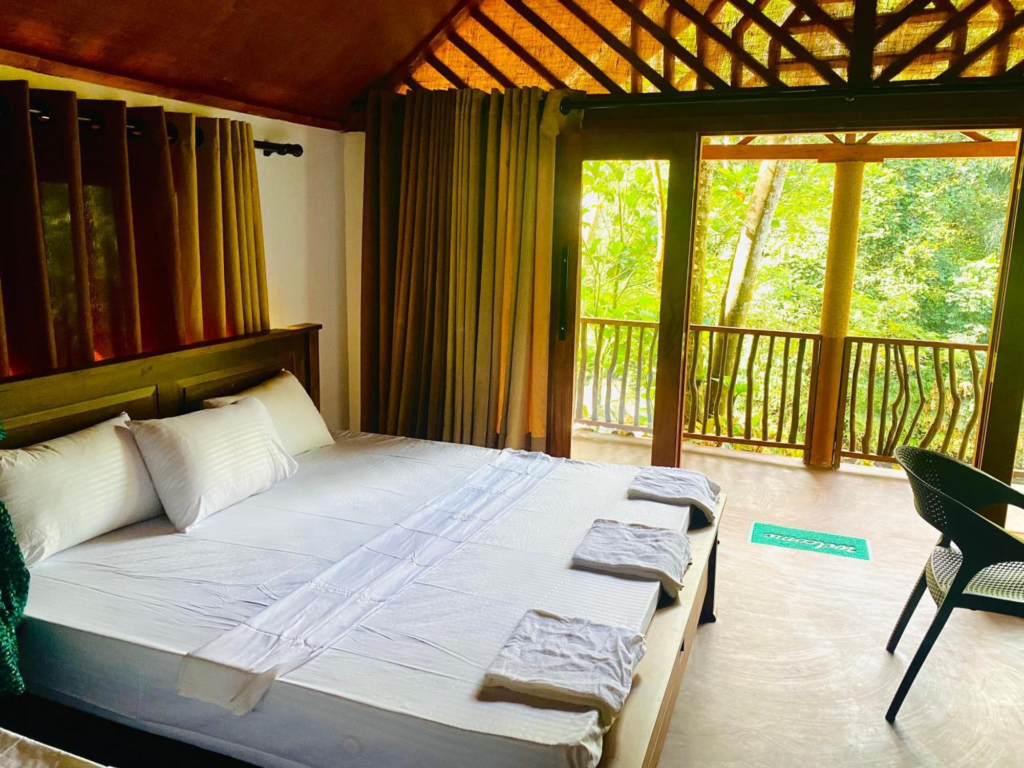 The Rainforest Hideaway Денияйя Экстерьер фото